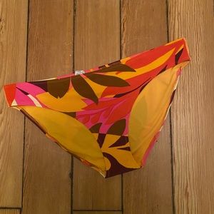AERIE TROPICAL PRINT BIKINI, SIZE XL